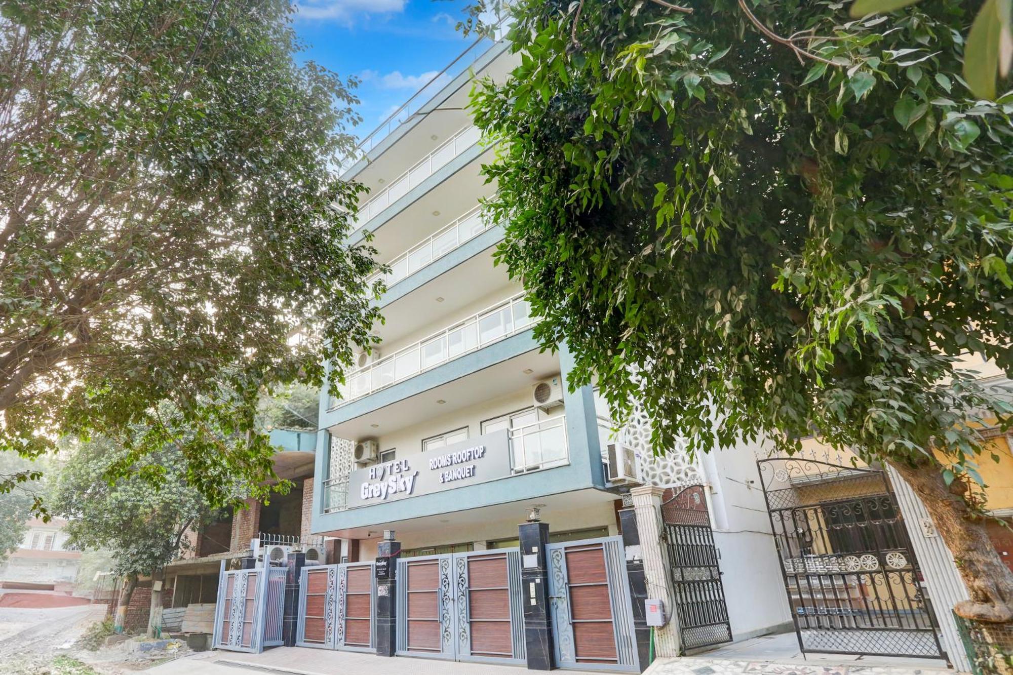 Hotel Greysky Medicity Gurgaon Dış mekan fotoğraf